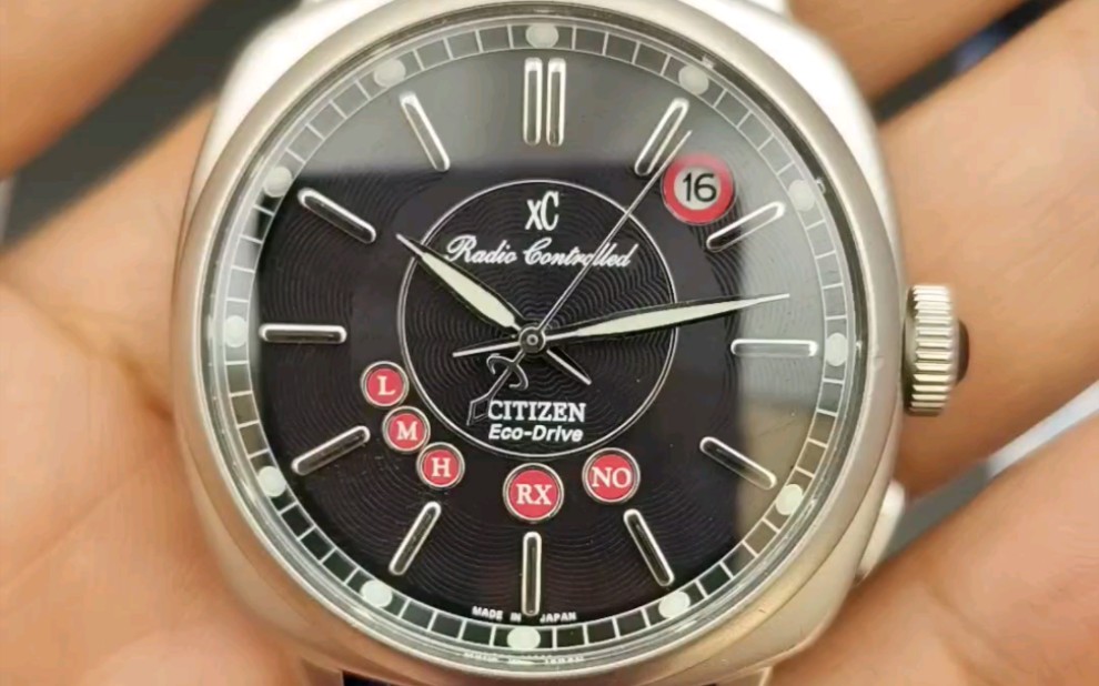 西铁城火车头xc高端光动能电波男表