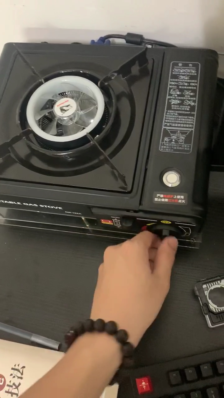 机箱再增加一波细节#di