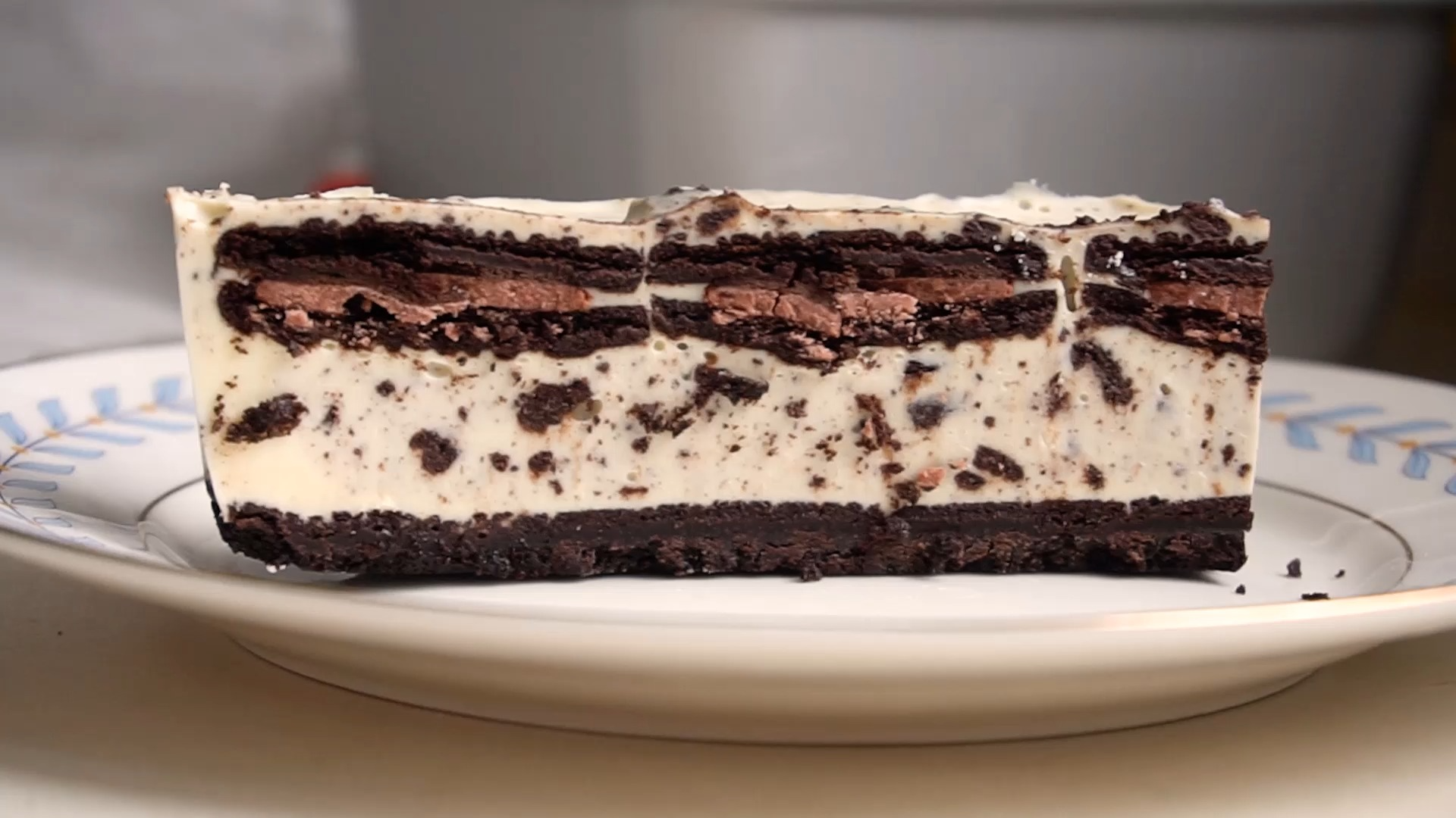 再也不用去外面排队了,浓郁丝滑巨好吃奥利奥芝士蛋糕