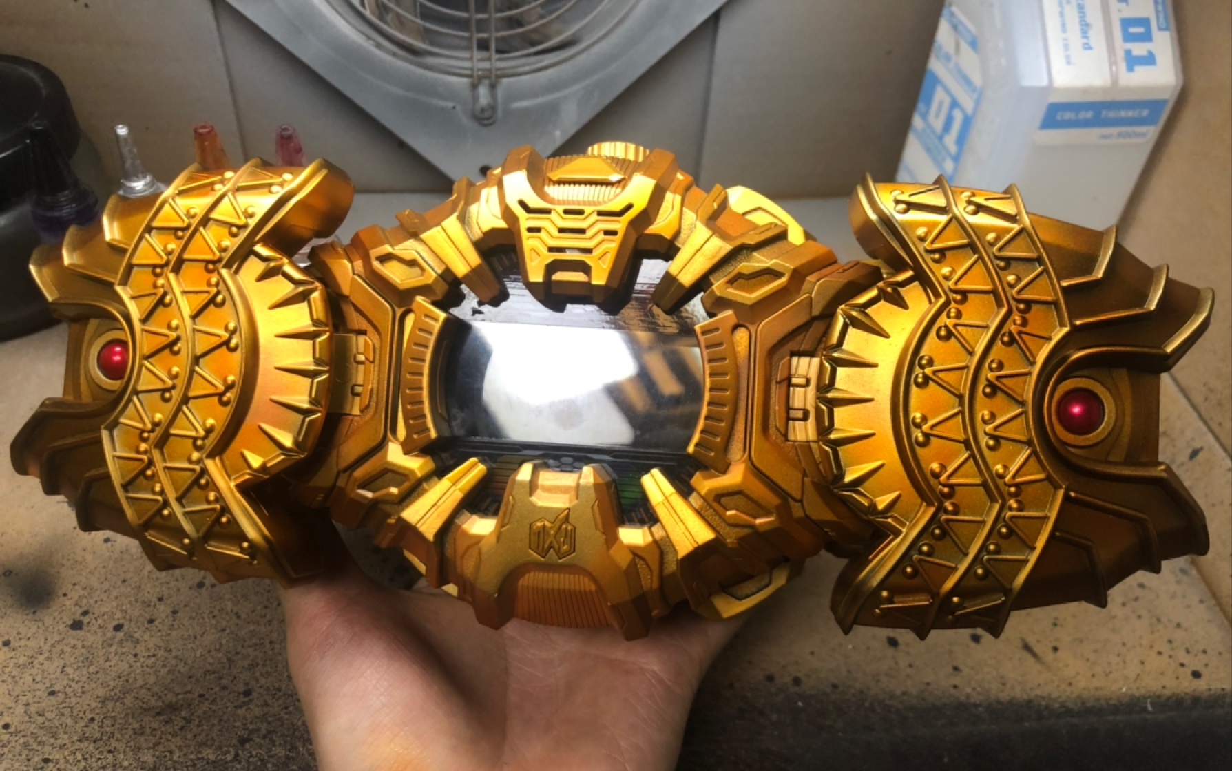 把大金表变回预定时的价格万代逢魔时王腰带重涂展示