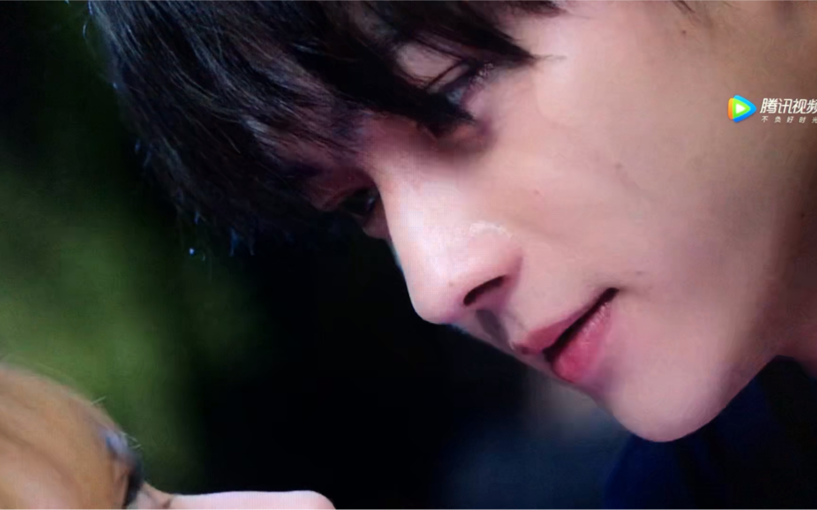 你微笑时很美 许凯吻戏