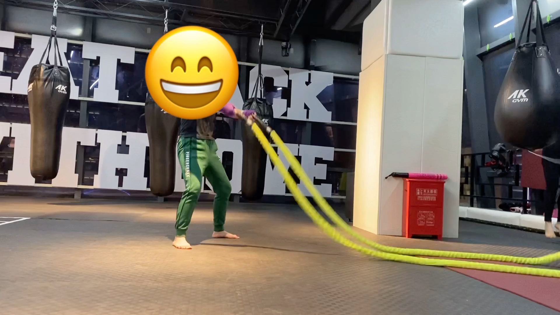 泰拳学习之运动训练甩大绳