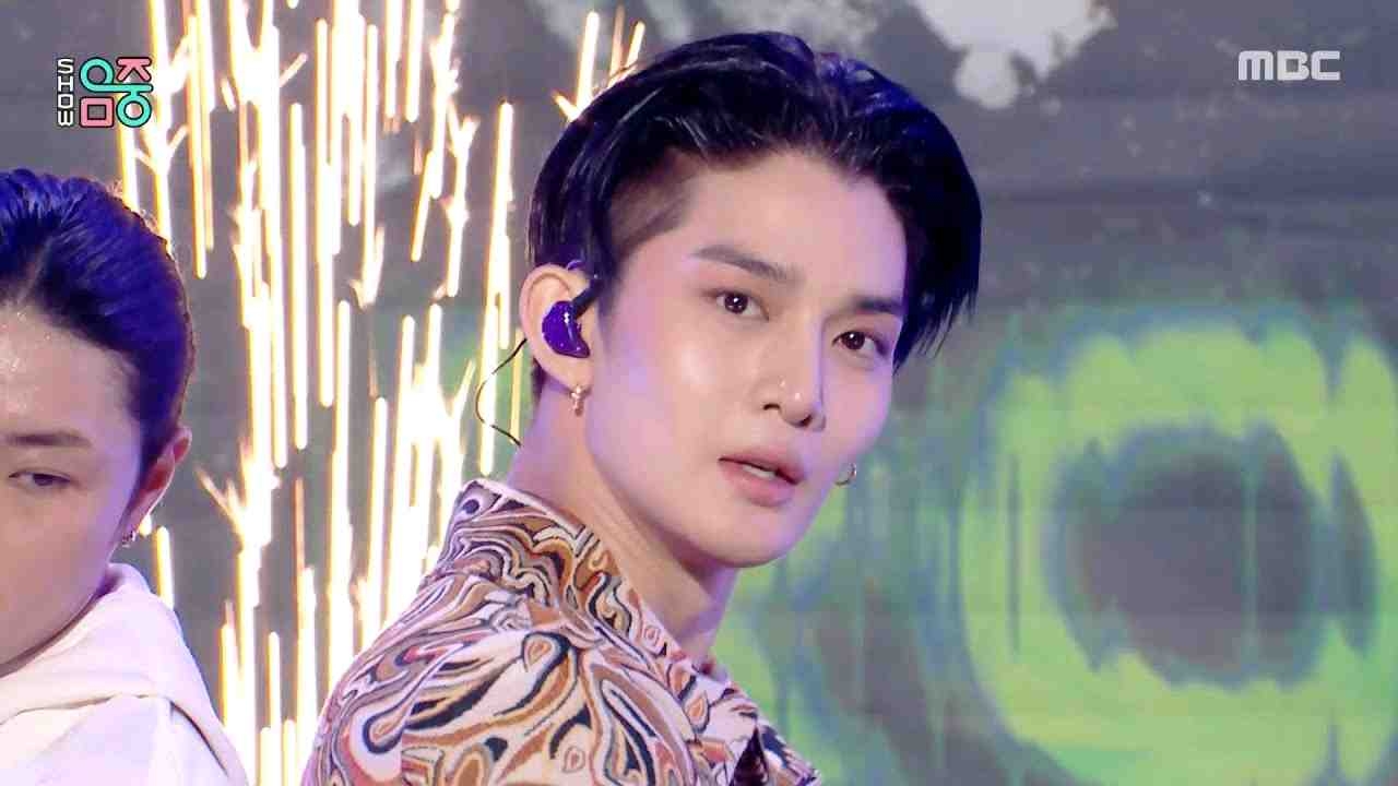 裴珍映《round&round》打歌舞台 251018