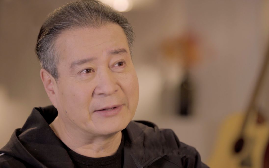 人生第一次许文广回忆第一次拍爆炸戏直冲炸点惊险一瞬吓懵全场