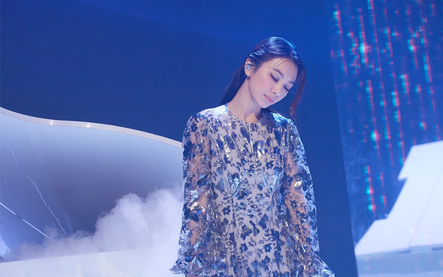 【田馥甄hebe】2020腾讯音乐娱乐盛典〈无人知晓〉_哔哩哔哩_bilibili