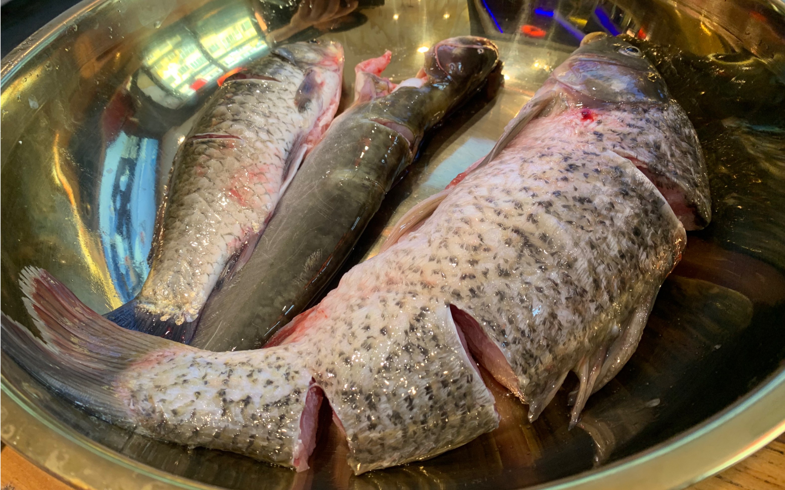 双人餐铁锅炖大鱼,超满足