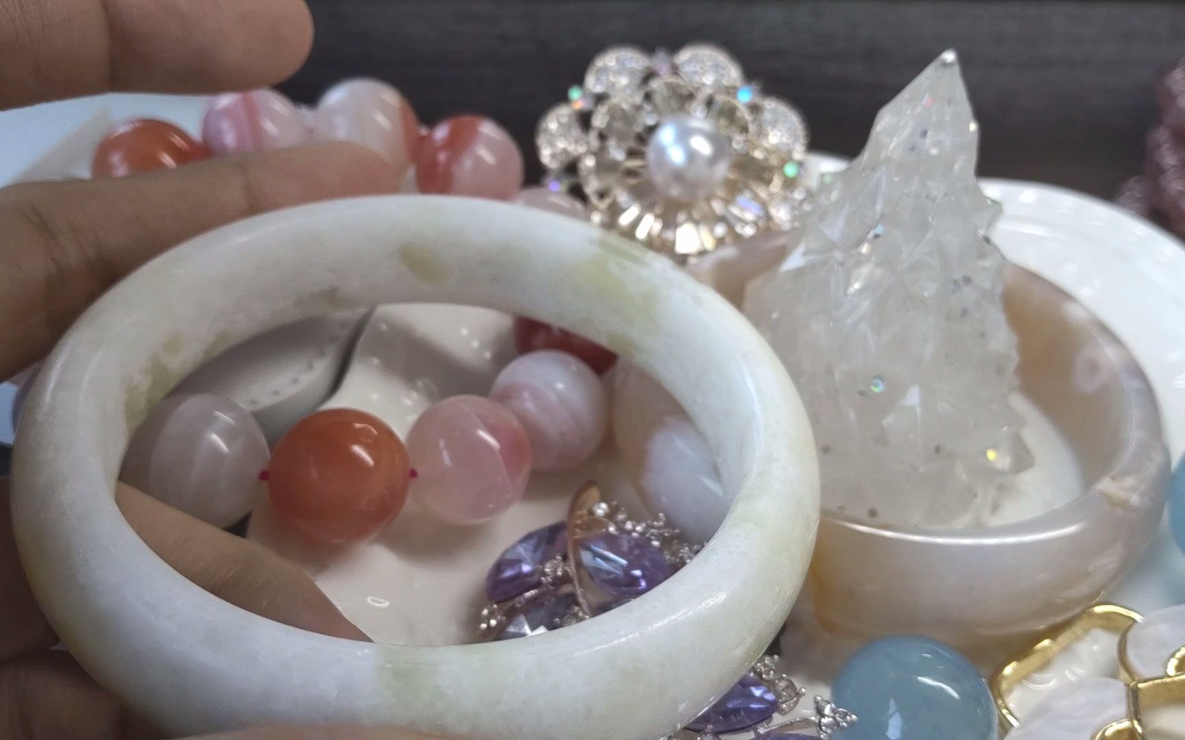 【拍卖游戏23】57 圈口菜花玉手镯10元起拍价高者得包邮 请勿跑单1月