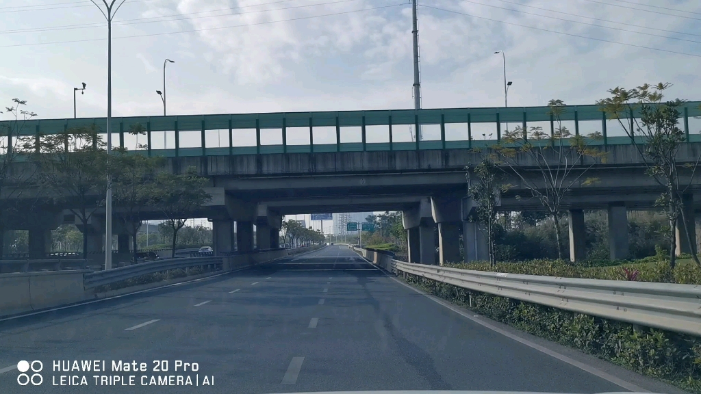 南宁那安快速路凤岭南立交至良庆南互通前方展望240212