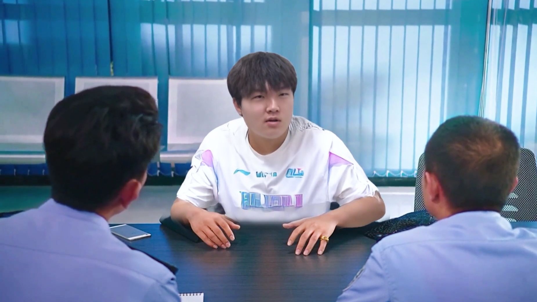 Bin：我被陀螺抽了，我没在开玩笑！