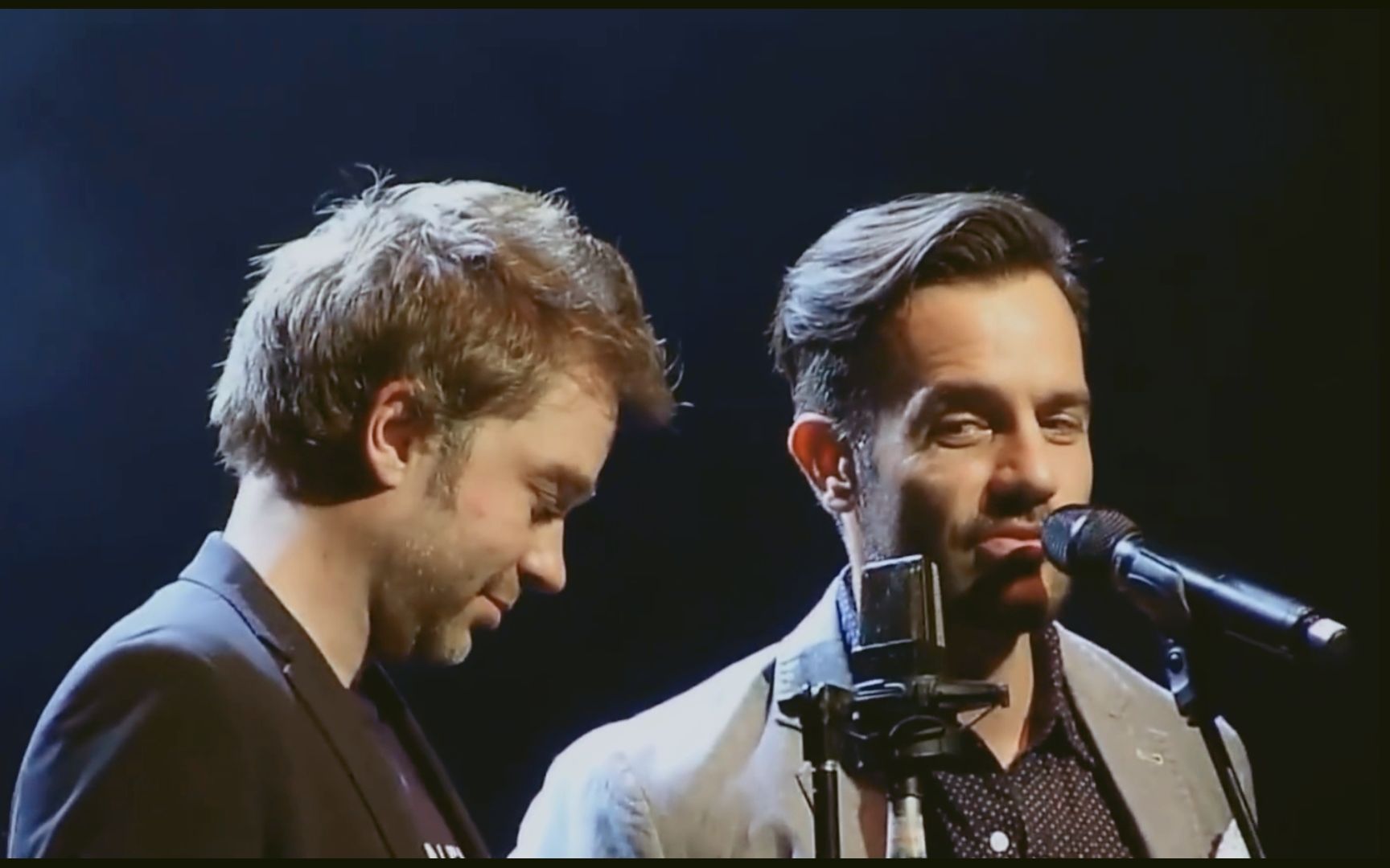 西区伉俪稻草人的胸膛