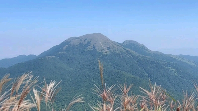 [图]东莞第一峰－银屏山森林公园－银瓶嘴。远眺惠州第一峰－白云嶂。