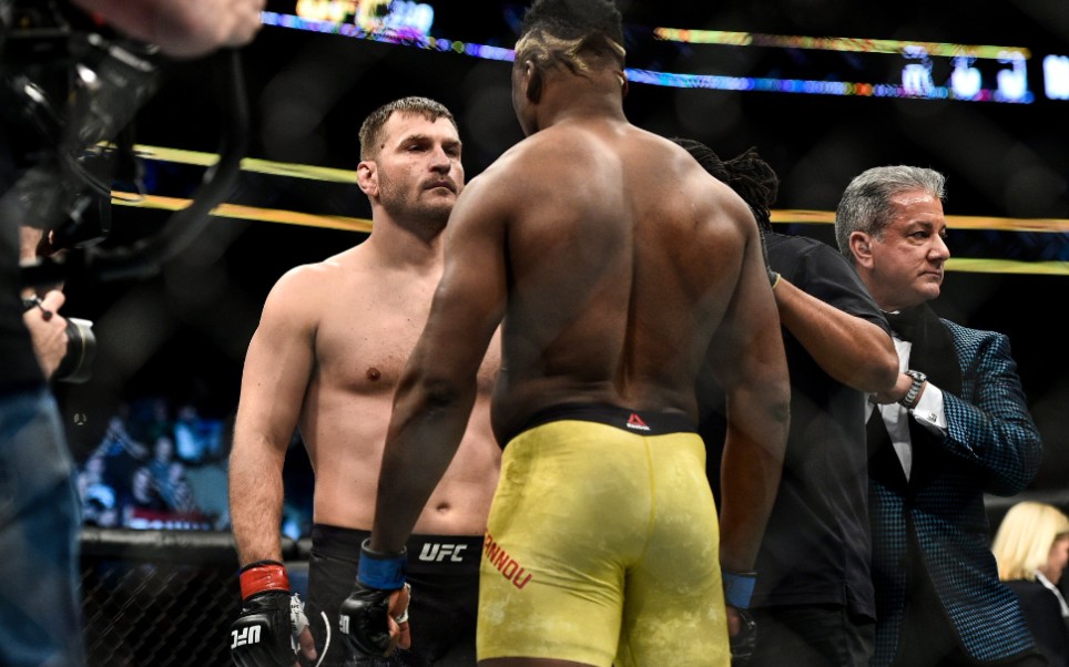 ufc260米欧奇vs铁血预告_哔哩哔哩 (゜-゜)つロ 干杯~-bilibili