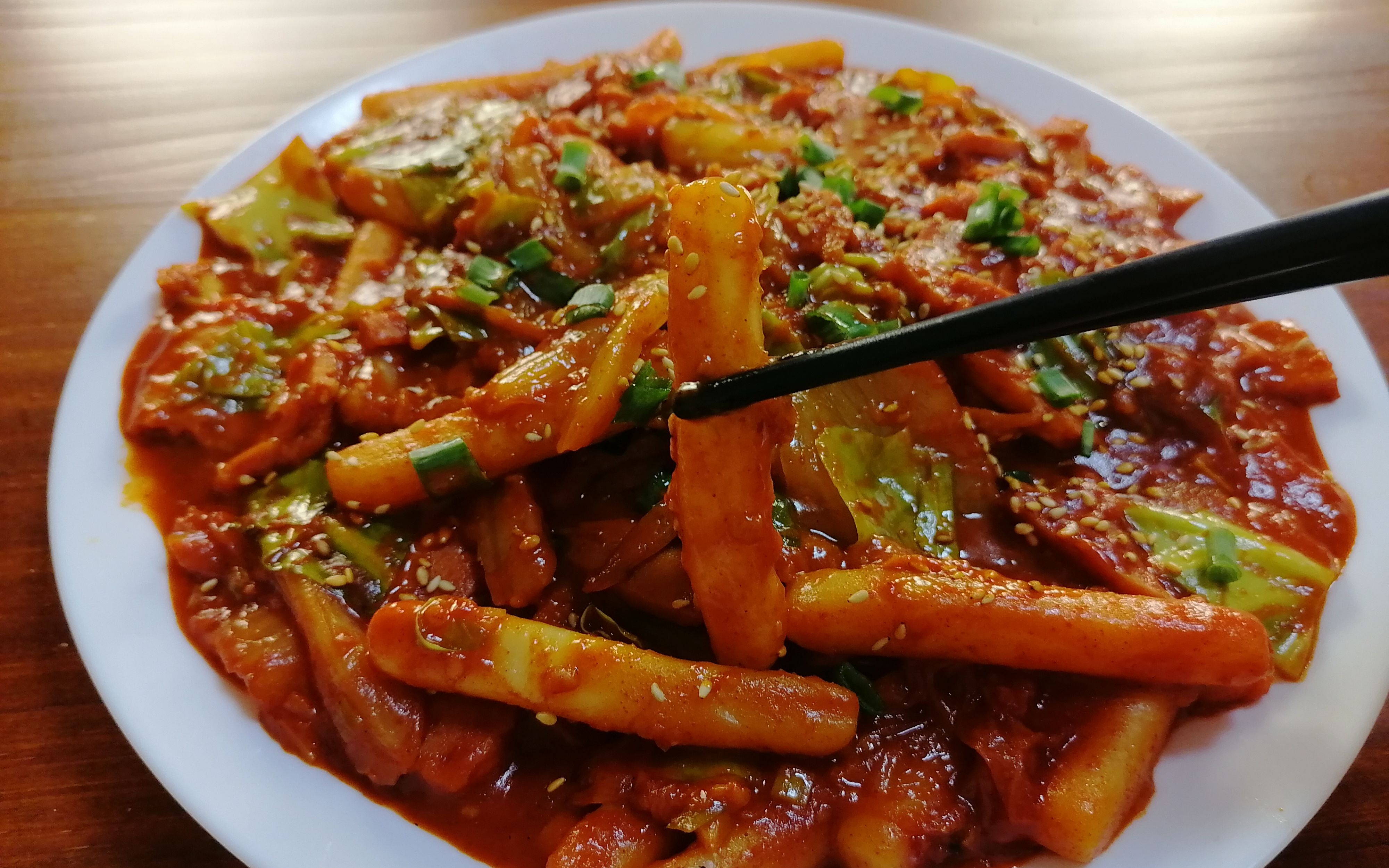 韩剧中辣白菜炒年糕你喜欢吗?