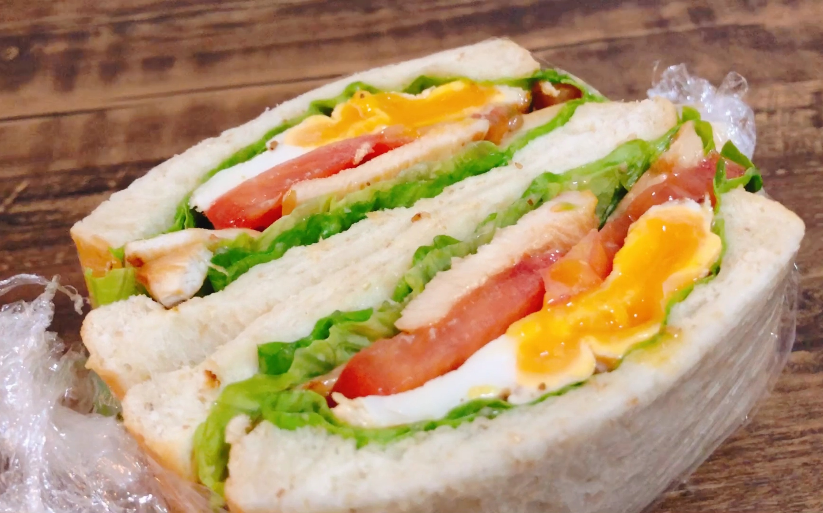 【早餐,低脂营养快手三明治】前一天晚上做好作为早餐最方便啦,加入