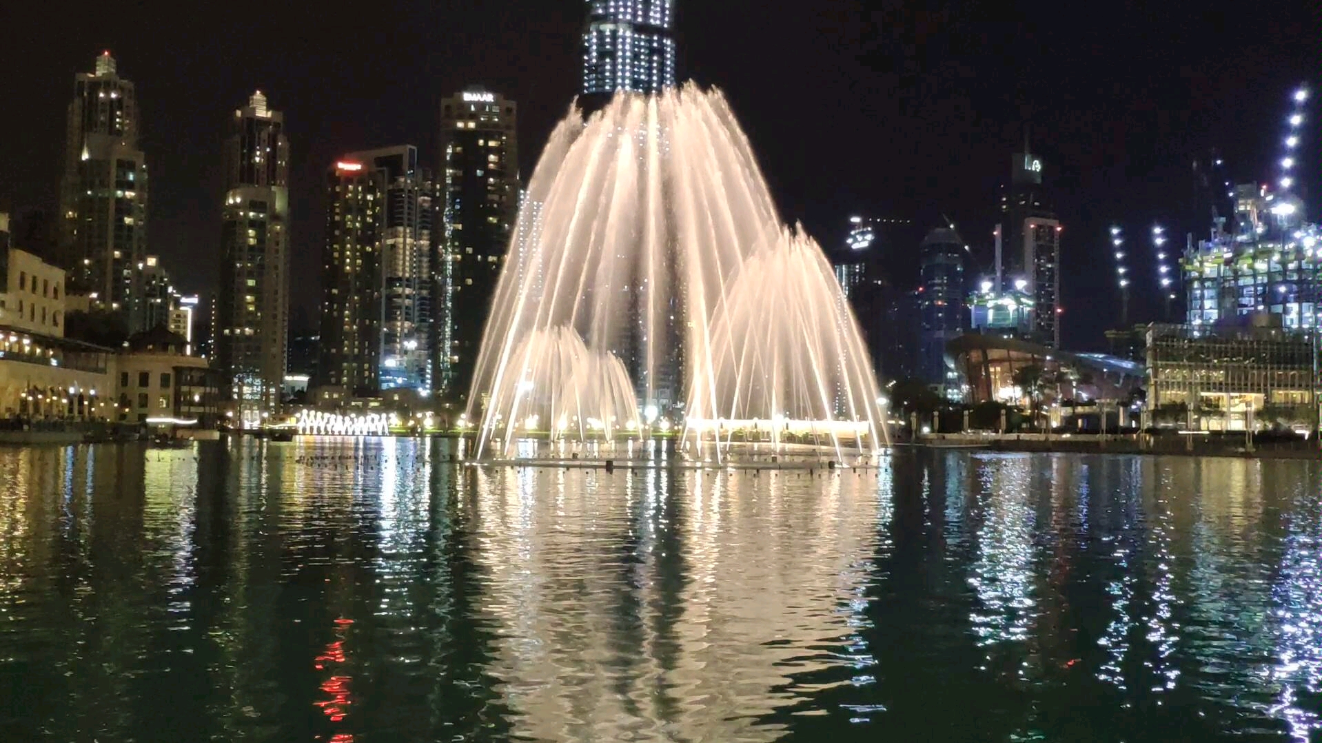 【迪拜】哈利法塔的音乐喷泉