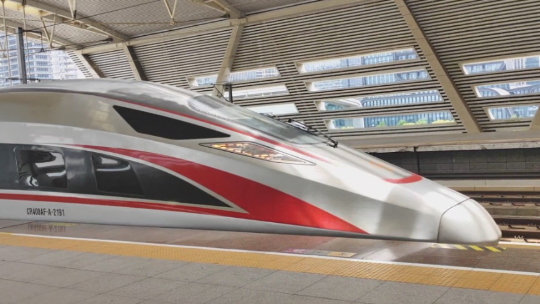 京沪高铁,复兴号cr400af-a-2191担当的g1716次列车出苏州北站!