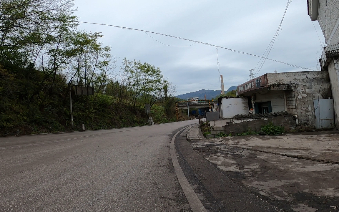 [图]六盘水至六枝特区盘山路段