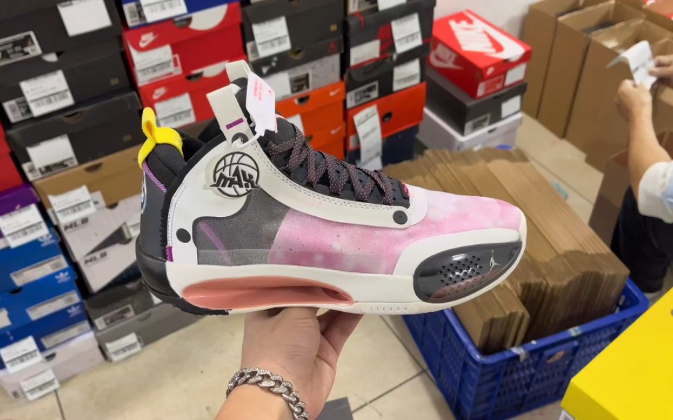 aj 34 粉白油画每日独家实拍视频素材低端有价格 高端有品质 精修检查