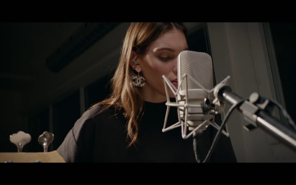 charlotte cardin---daddy---live at cult nation