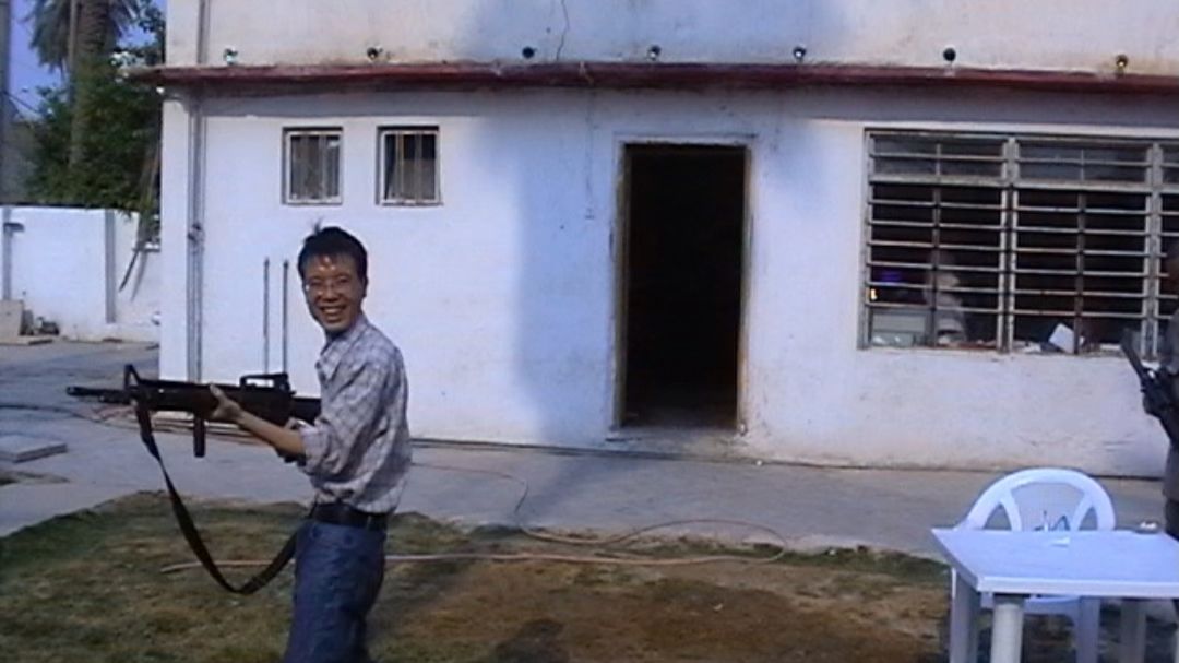 伊拉克龙餐馆趣事｜醉兵丢枪