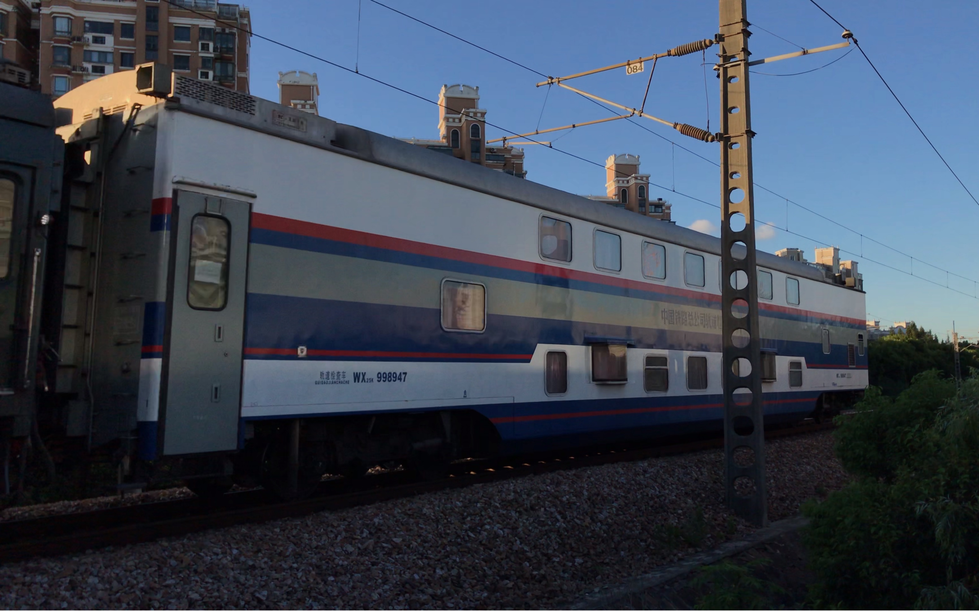 【铁路总公司双层轨检车】hxd1d 0151 牵引由 长沙-上海南 的 z248 次