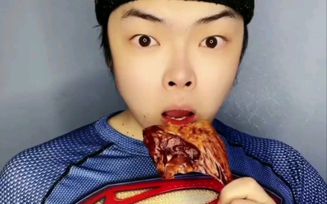 哥谭噩梦赫然摁造微生物一口一个坤坤怒怼键盘侠什