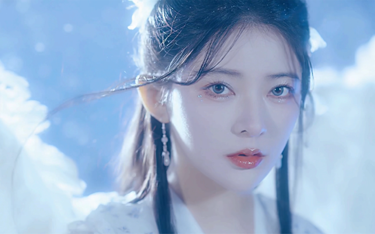 天使or魔鬼 光与黑暗 你更喜欢哪种?【杨伊墨】