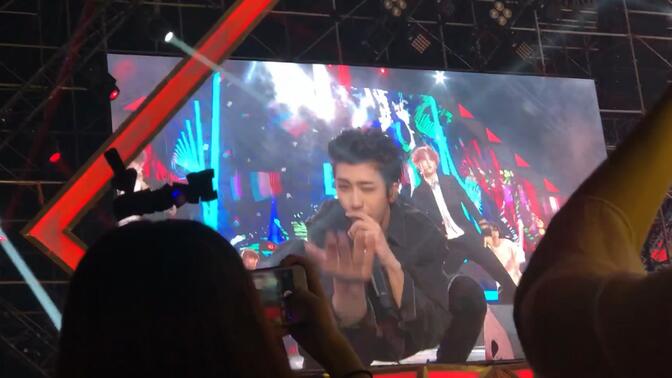 180722 长沙fm 蔡徐坤 坤哥正面wink