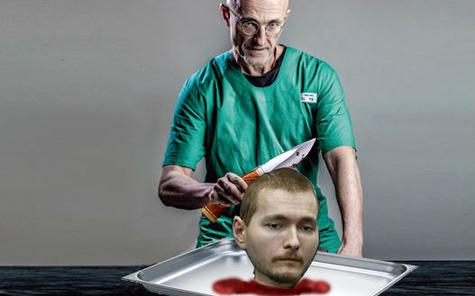 这是恐怖医生的"换头"术,还是陆判再世?