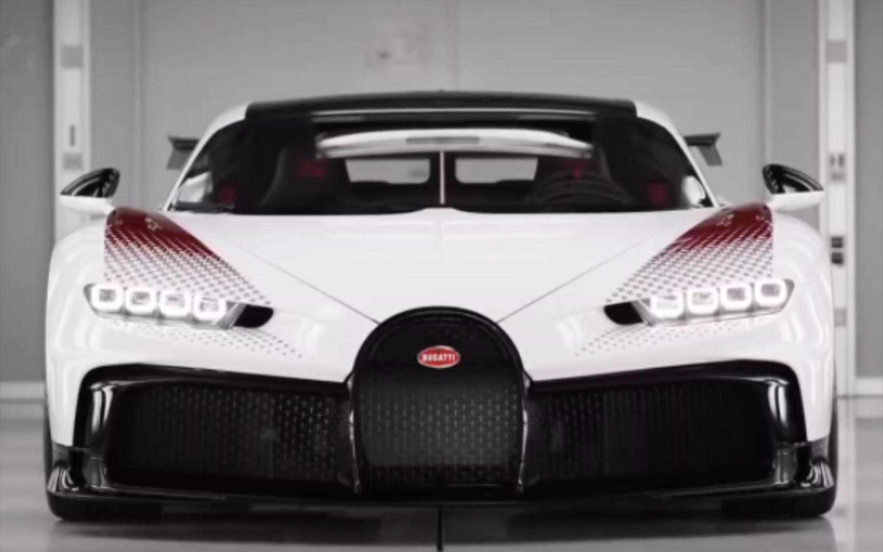 布加迪chiron pur sport「grand prix」,向经典致敬