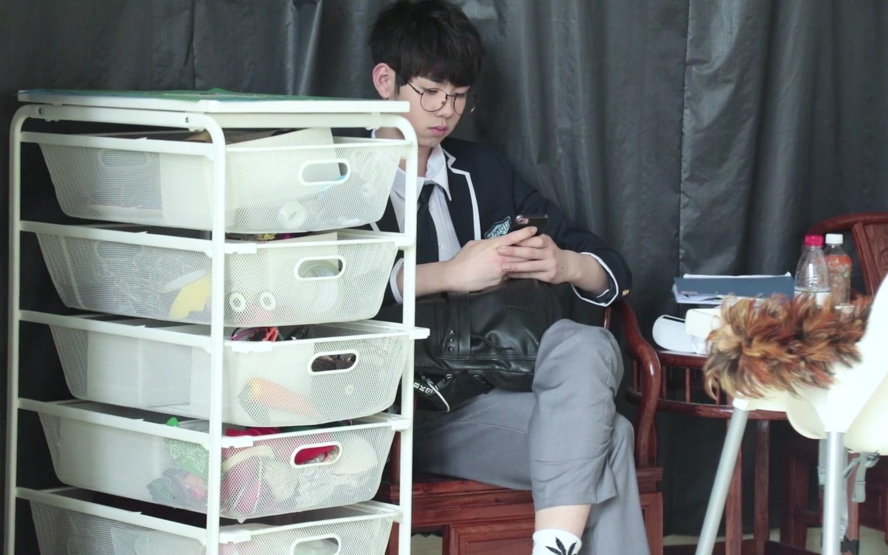 tf家族念念定妆照拍摄花絮陈玺达cut