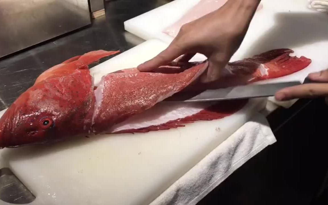 刺身美食 东星斑刺身,这么新鲜你想吃吗?