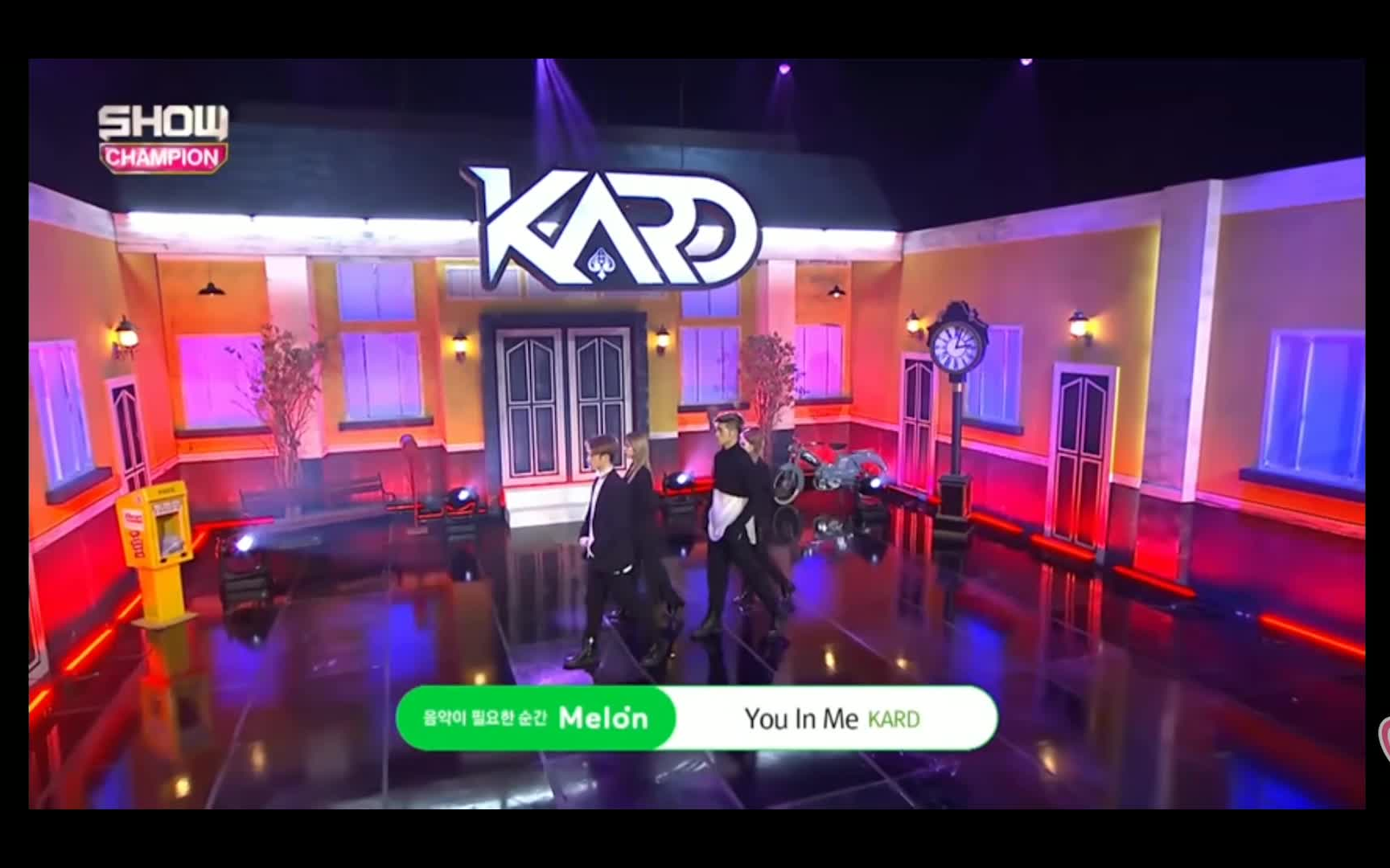 [图]KARD YOU IN ME 现场舞台