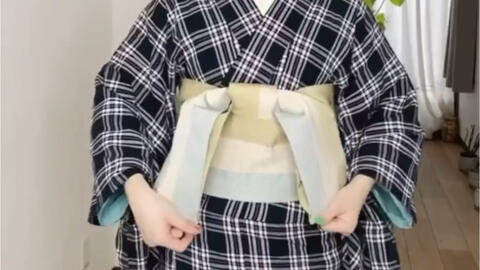 浮かび上がる唐草模様 艶やかに締める袋帯 - andmimarlik.com.tr