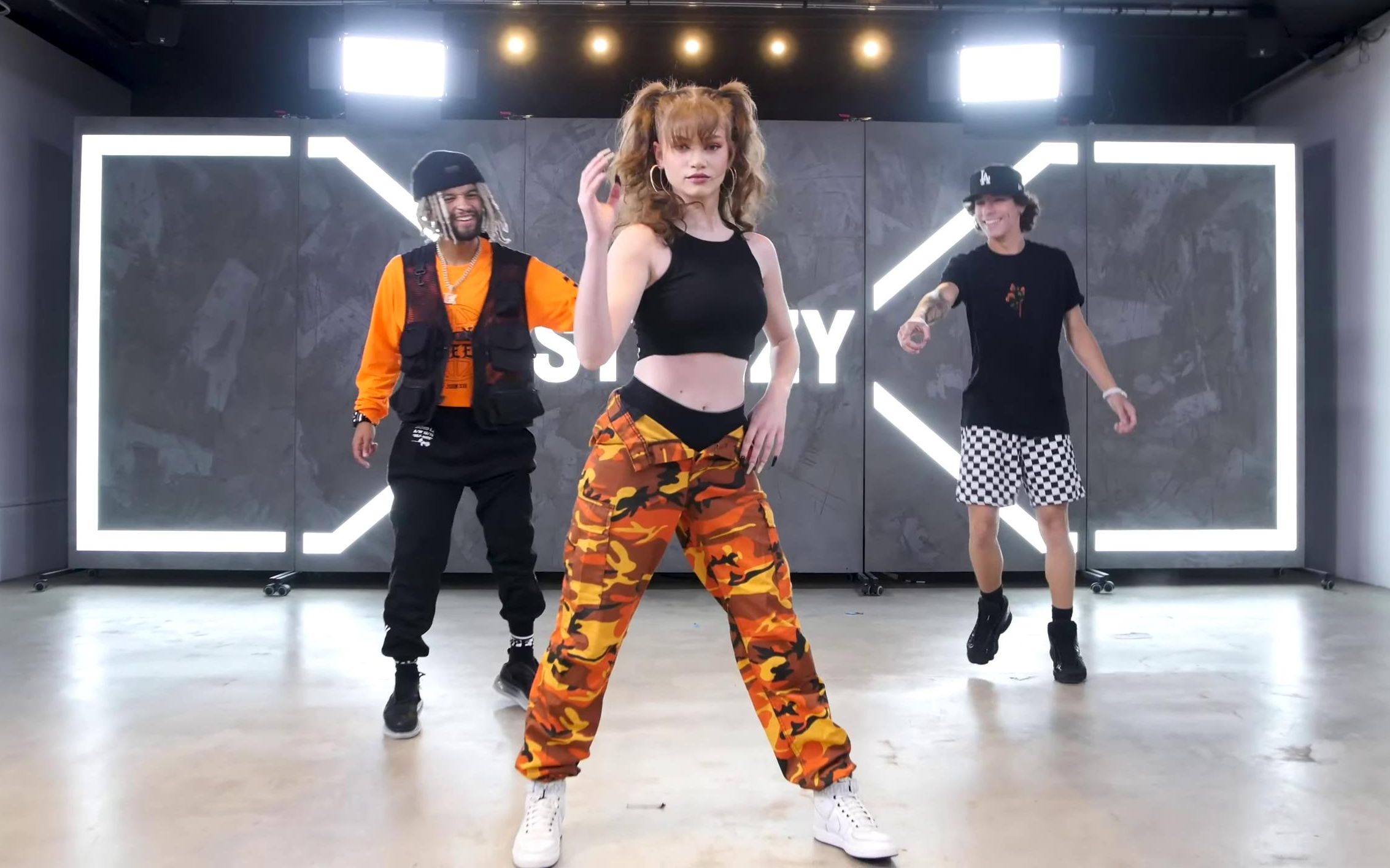 【steezy】美女dytto客串thefuturekingz的freestyle舞