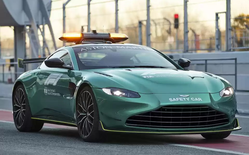 【巅峰极速】f1 安全车涂装