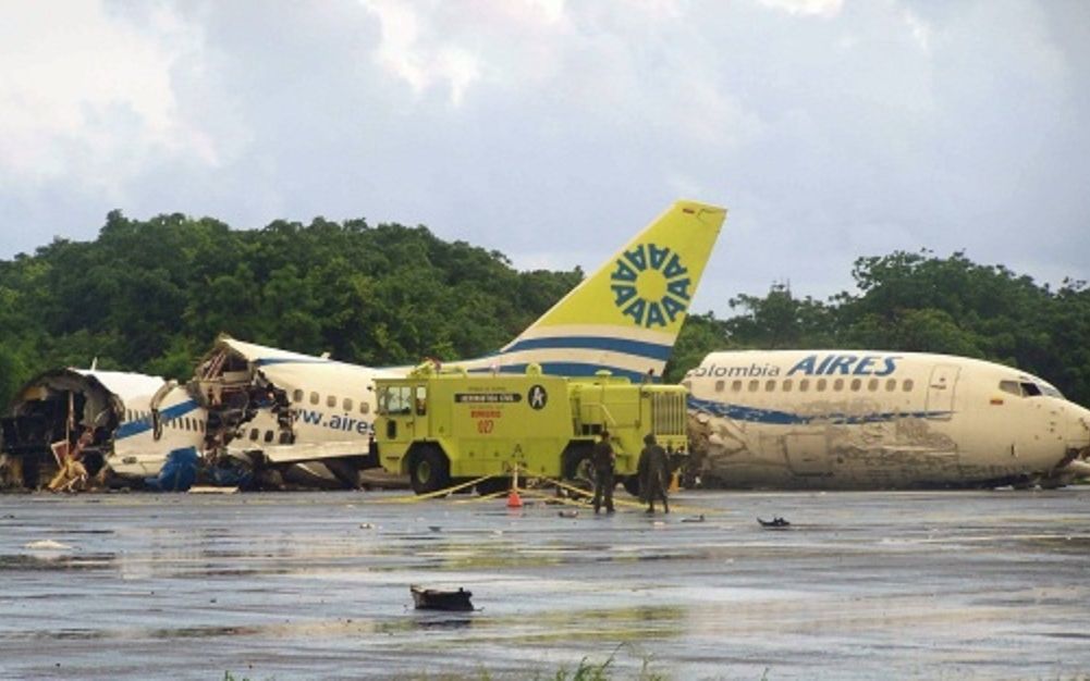 空中浩劫s20e05空难哥伦比亚南美航空8250号班机空难模拟视频