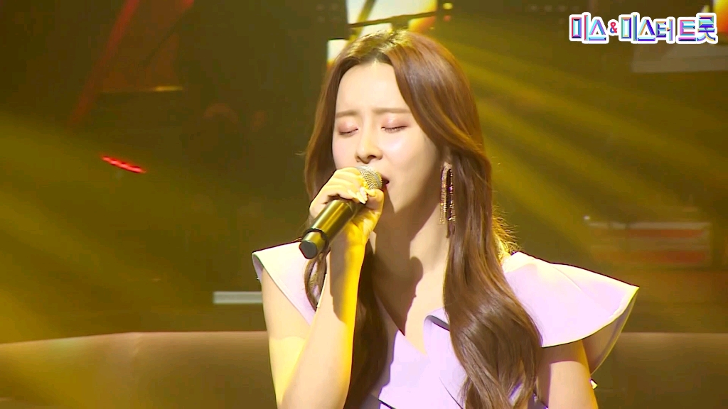 殷嘉恩-谁都一样-纯享-misstrot2