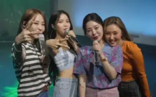 Télécharger la video: 【MAMAMOO】Studio Moonnight OUT NOW回归秀舞台纯享合集