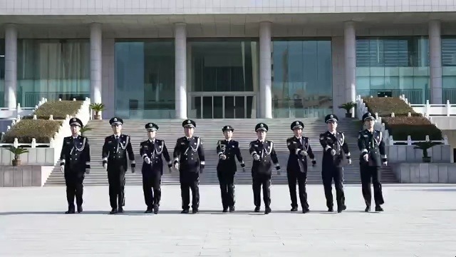 平顶山市公安局网络安全保卫支队:热烈庆祝第五个人民警察节!哔哩哔哩bilibili