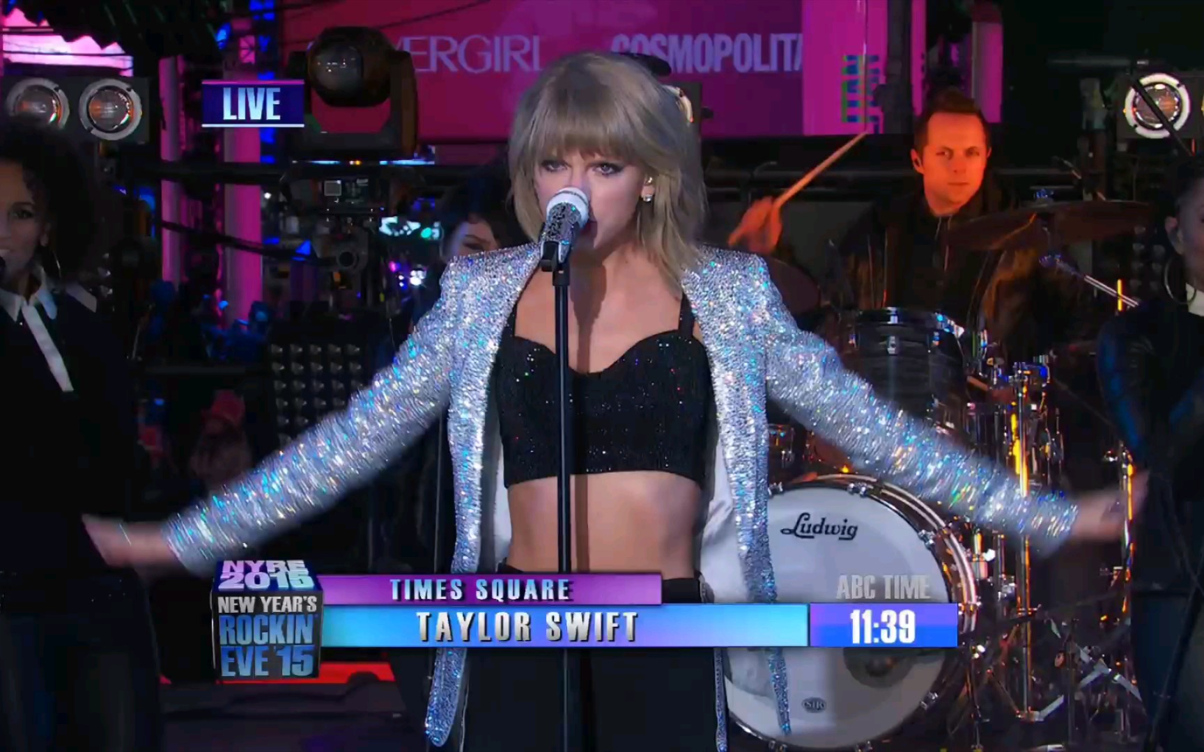 [图]【Taylor Swift】霉霉 跨年夜表演 三甩Shake it off 与Welcome to New York