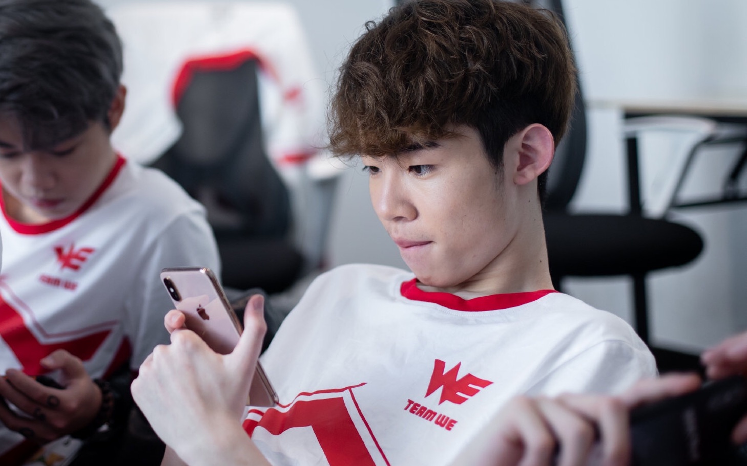 队友直播间的we762李加乐_哔哩哔哩 (゜-゜)つロ 干杯~-bilibili