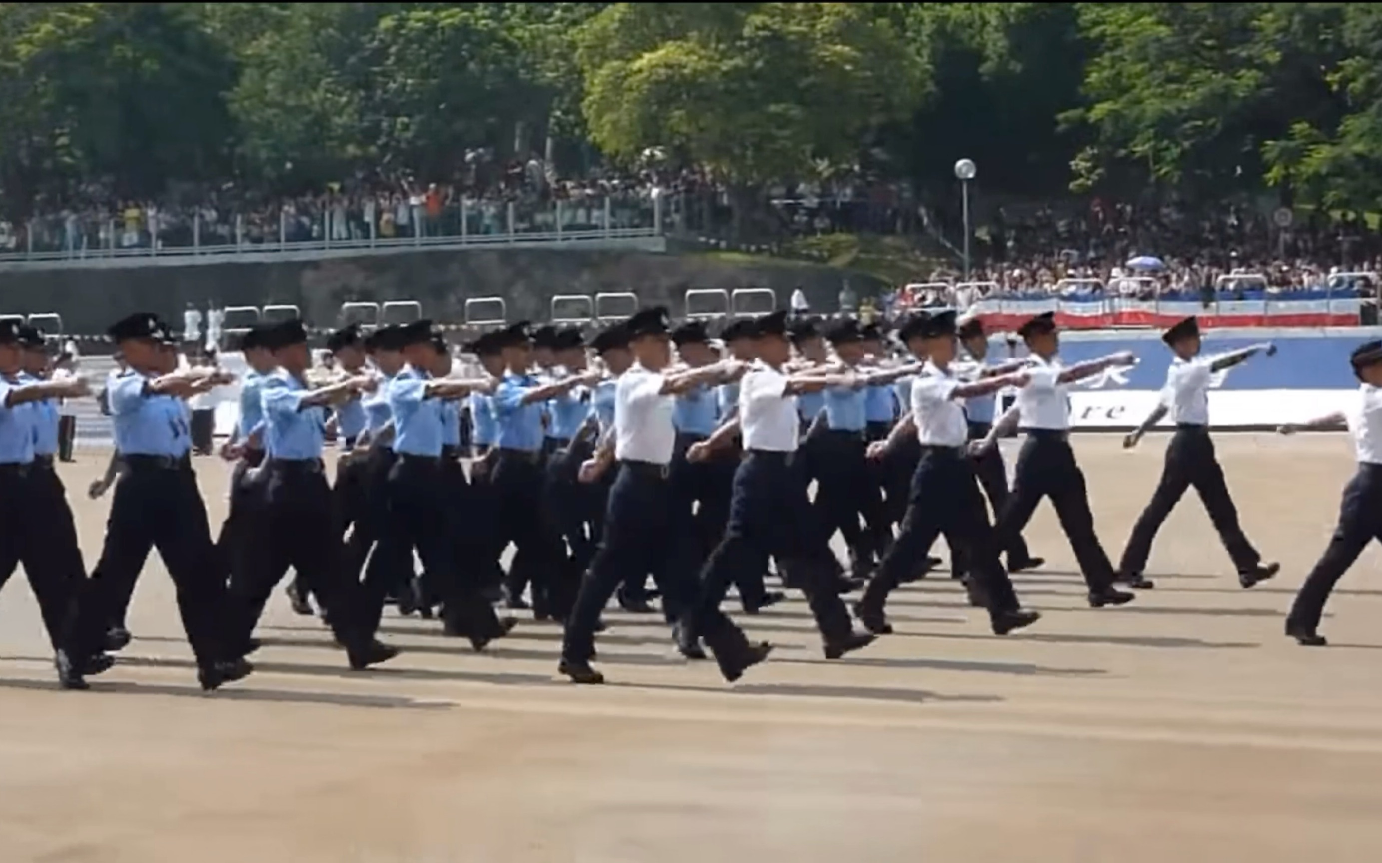 香港警察结业会操2011(军威进行曲版)哔哩哔哩bilibili