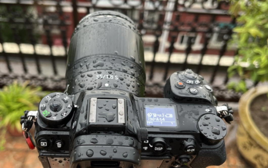 尼康z72暴雨来临延时