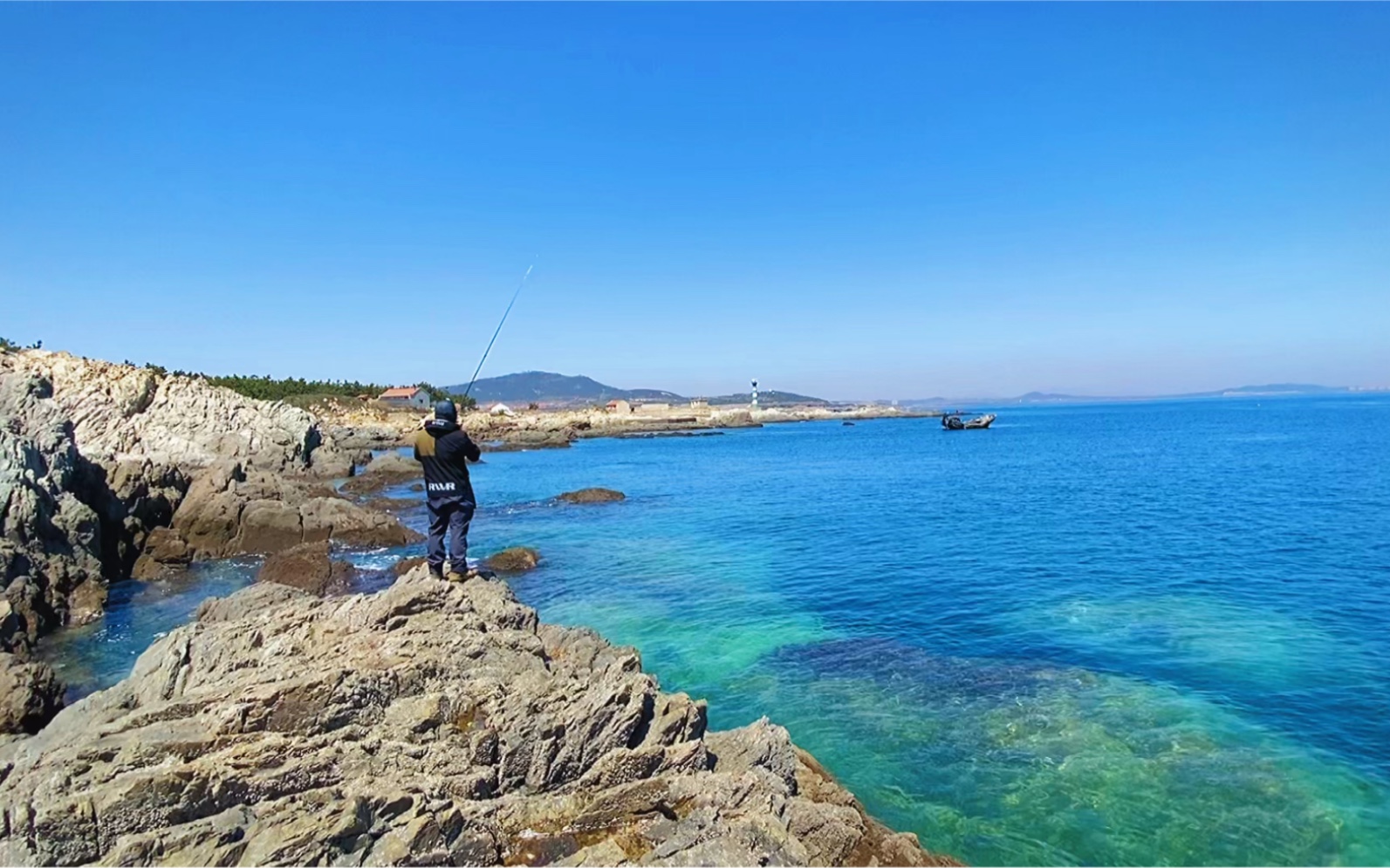 青岛的"马尔代夫"路亚海钓