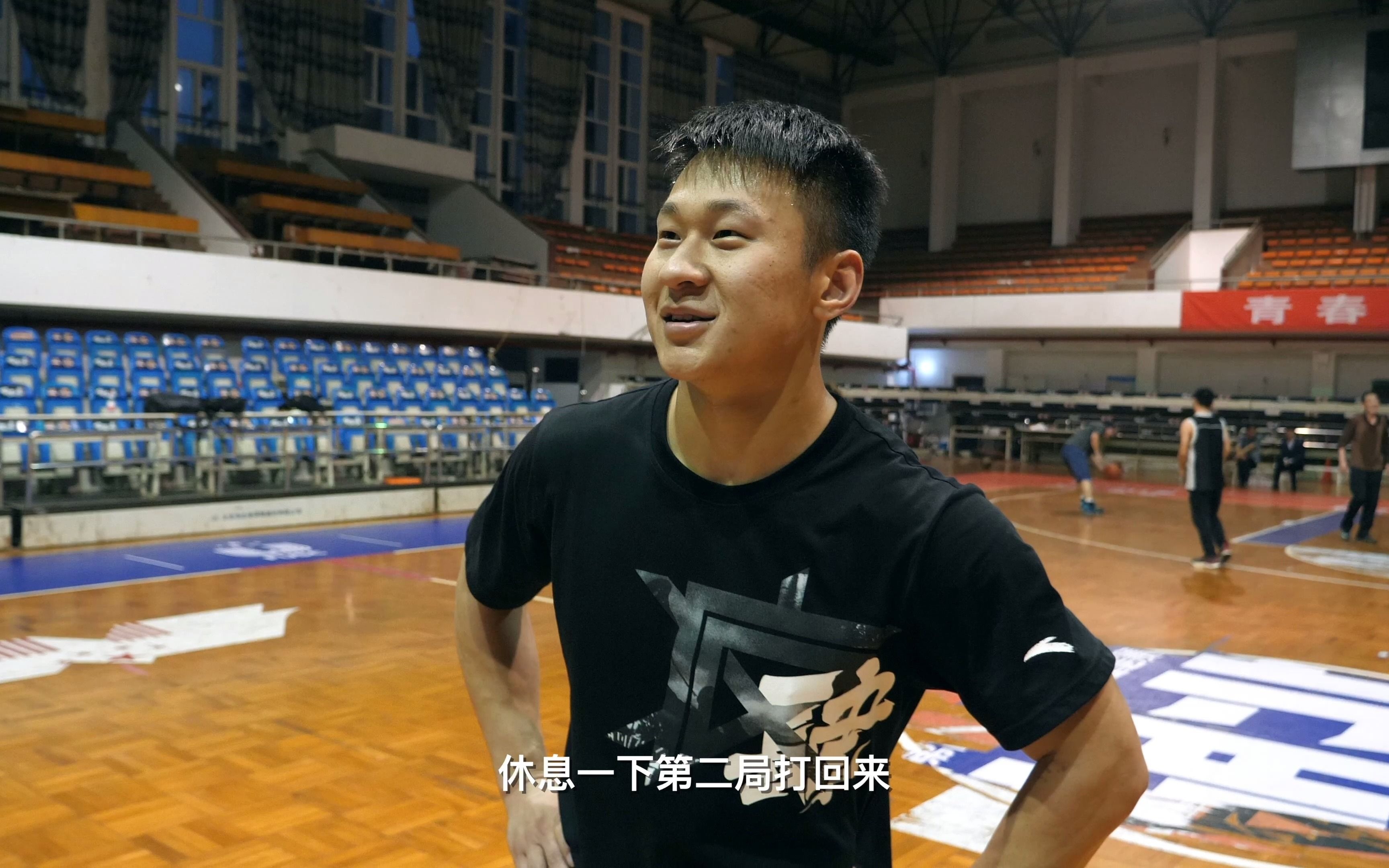 活动作品向紫龙单挑cuba阳光组后卫一上来就被教育