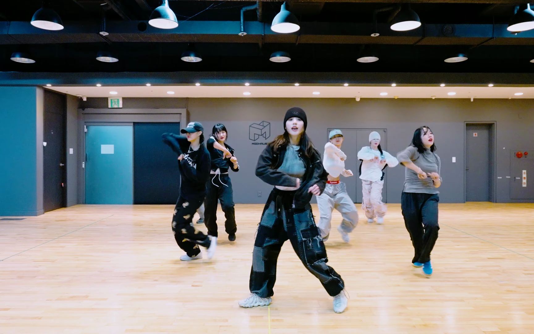 田姬振 heejin (artms) - video game (舞蹈练习)(4k)