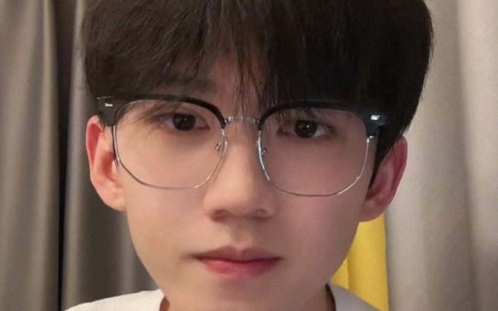 【李歪歪】2024.2.2部分直播:可可爱爱的小熊猫歪歪,抱走抱走!