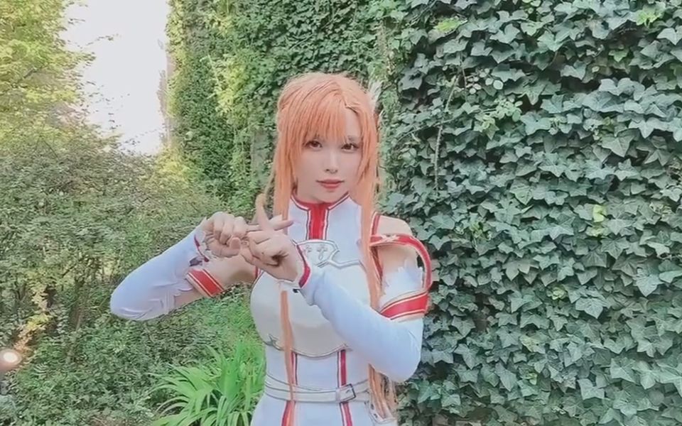 [图]【中字】鲤鱼出了亚丝娜的Cosplay 刀剑神域动画10周年纪念