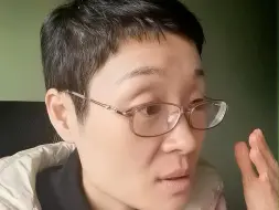 Download Video: 在父母面前可以懂事，但是一定不能委屈自己，因为父母不会感谢你的